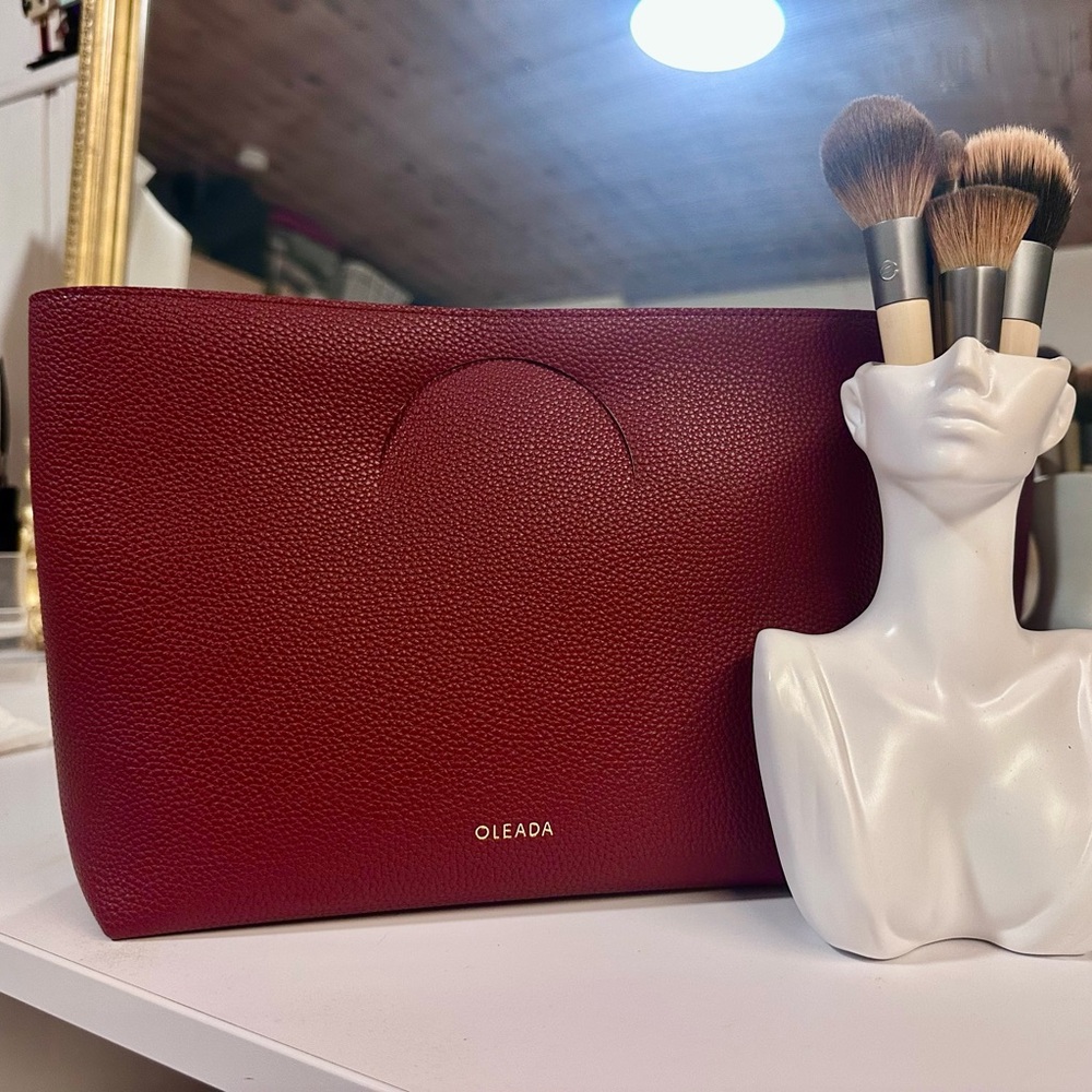 Oleada Easy Book Tote in Scarlet